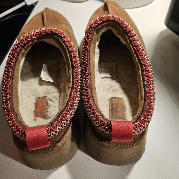 UGG Brown Suede Platform Clogs with Red Trim - Picture 5 of 6